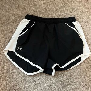 Under Armor athletic shorts with pockets